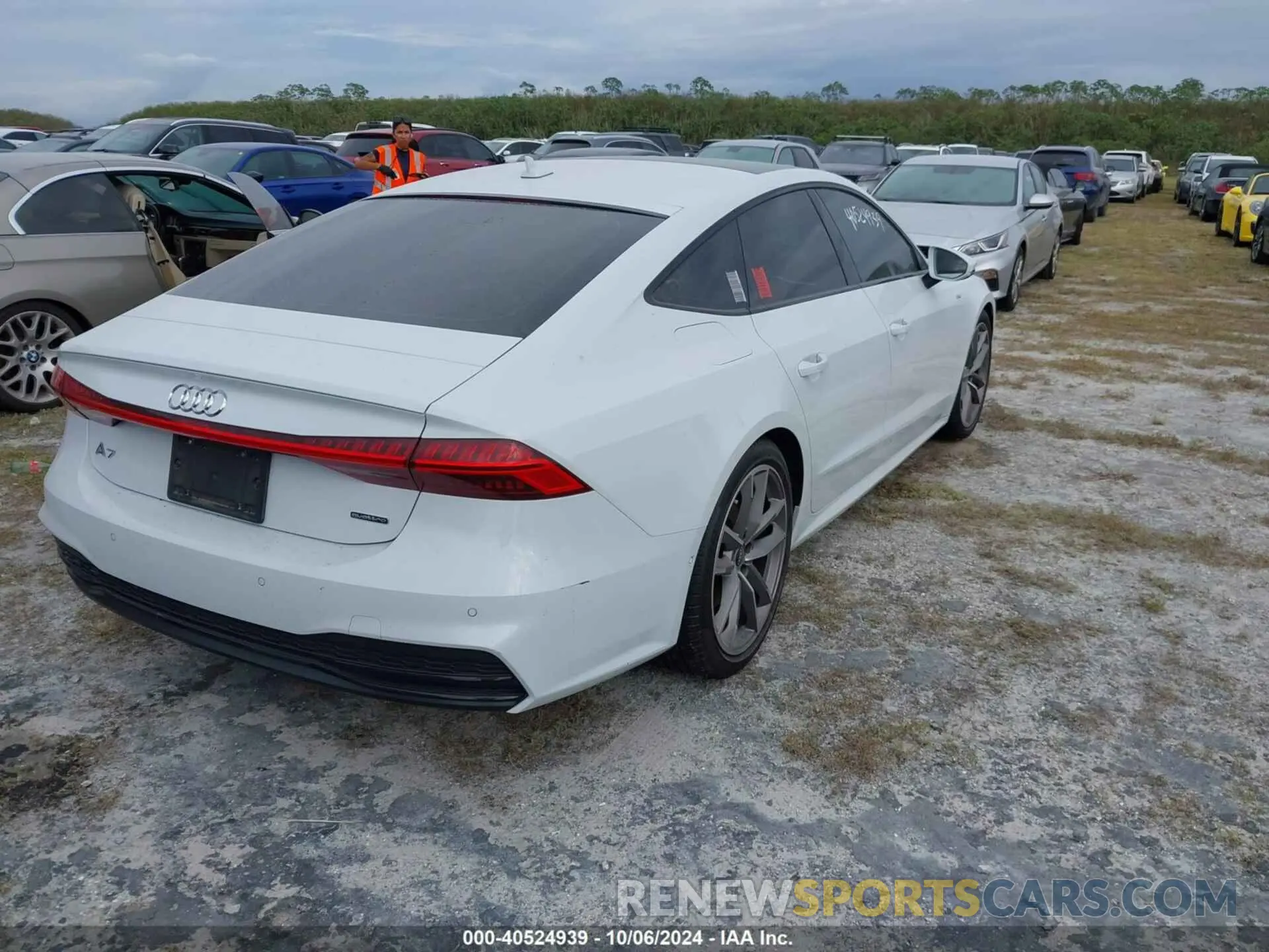 4 fotografías del automóvil dañado WAUTPBF26MN083100 AUDI A7 SPORTBACK 2021