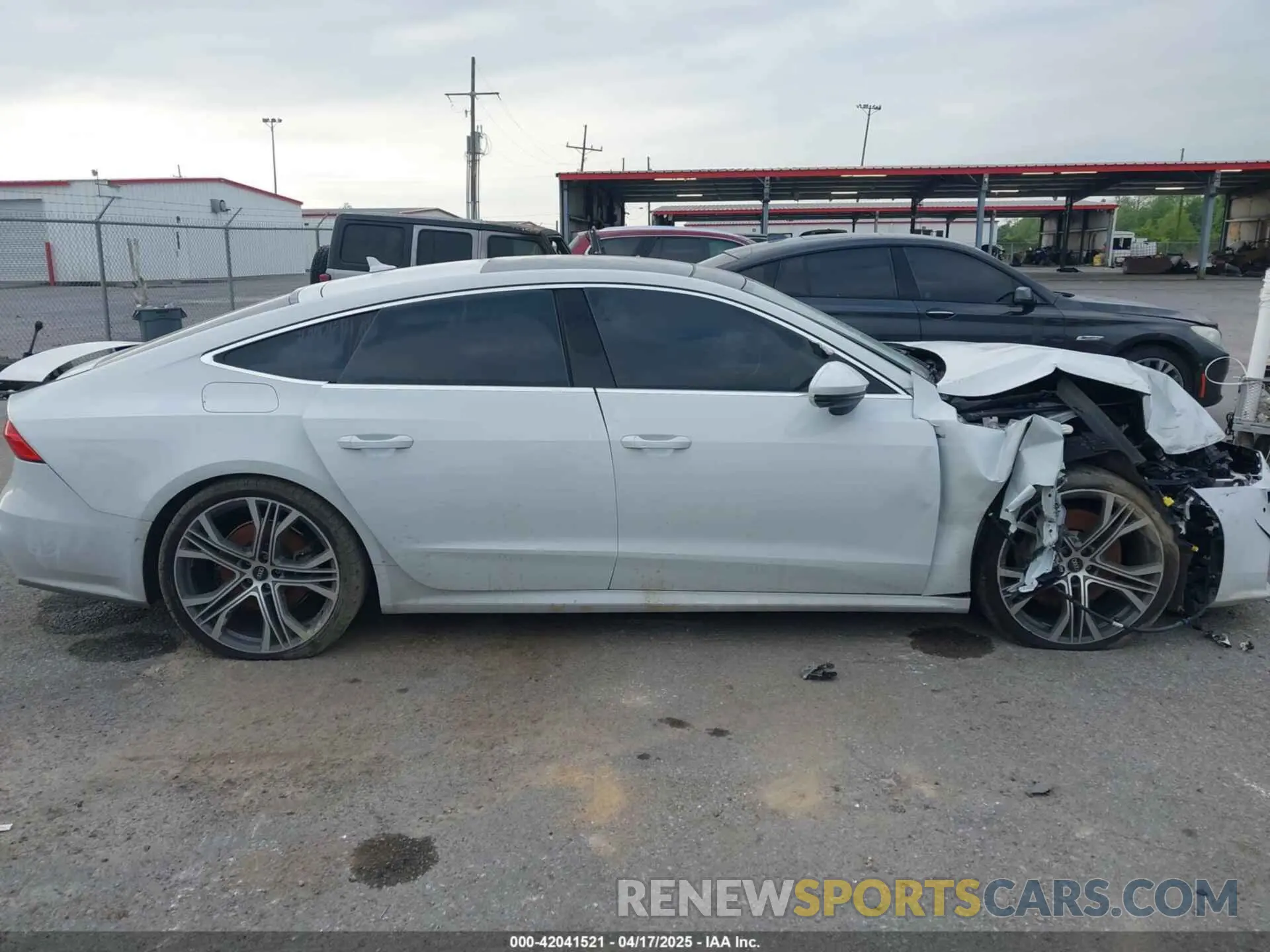 13 fotografías del automóvil dañado WAUV2AF2XMN023175 AUDI A7 SPORTBACK 2021