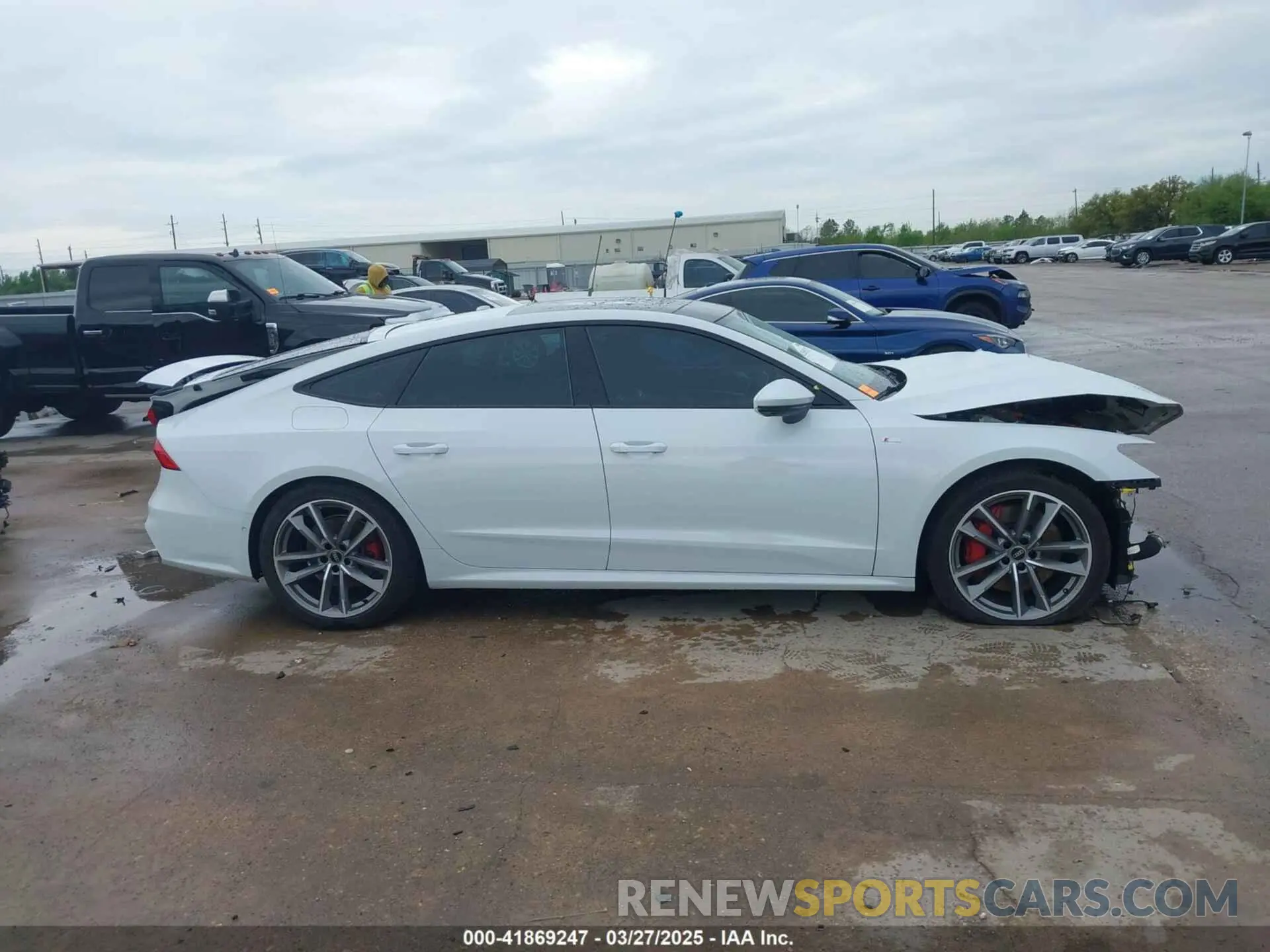 14 fotografías del automóvil dañado WAUU2BF23NN059065 AUDI A7 SPORTBACK 2022
