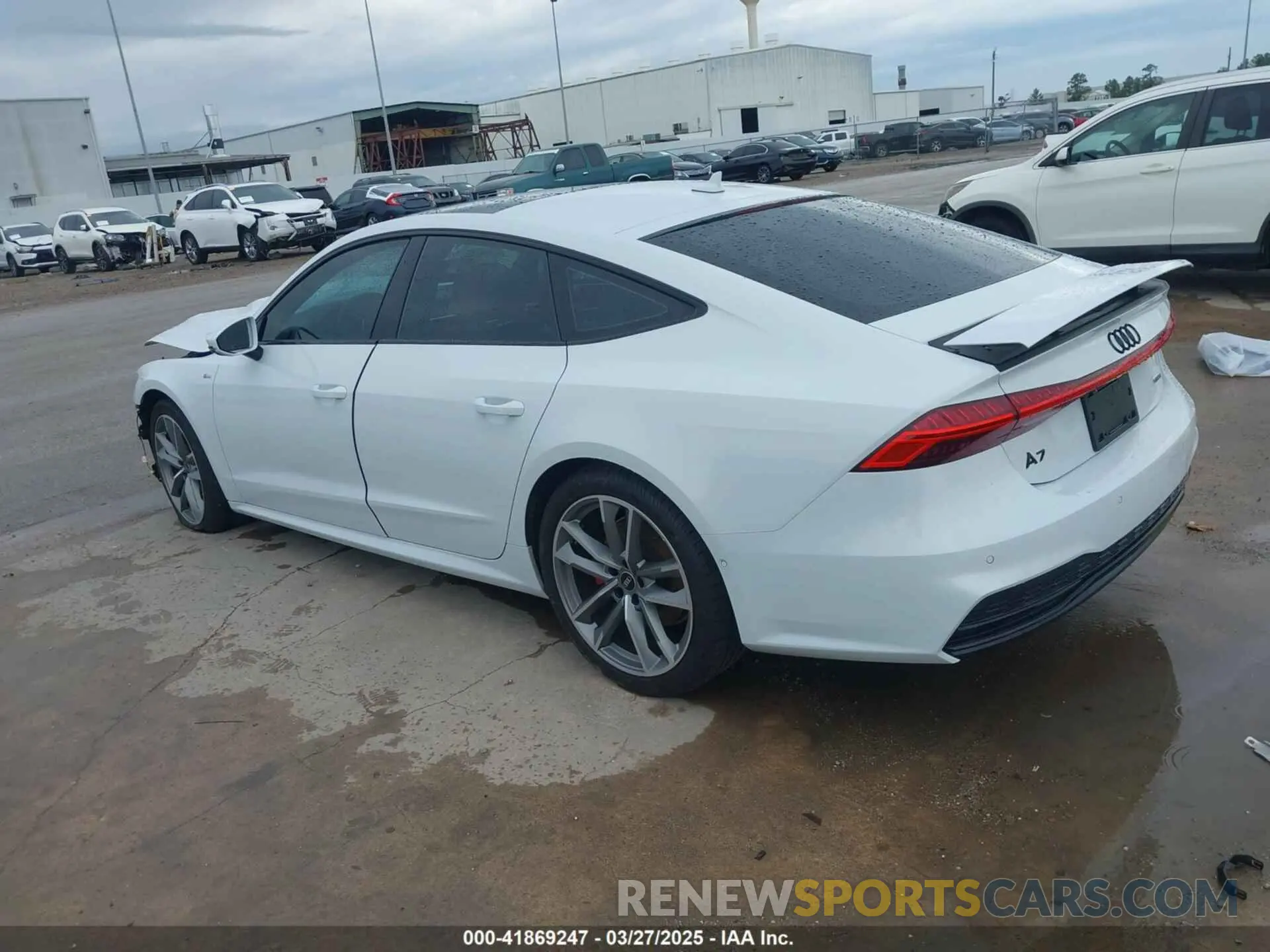 3 fotografías del automóvil dañado WAUU2BF23NN059065 AUDI A7 SPORTBACK 2022