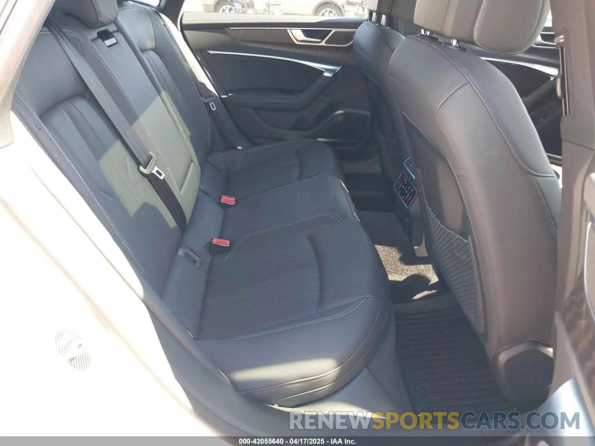 8 fotografías del automóvil dañado WAUU2BF24PN040320 AUDI A7 SPORTBACK 2023