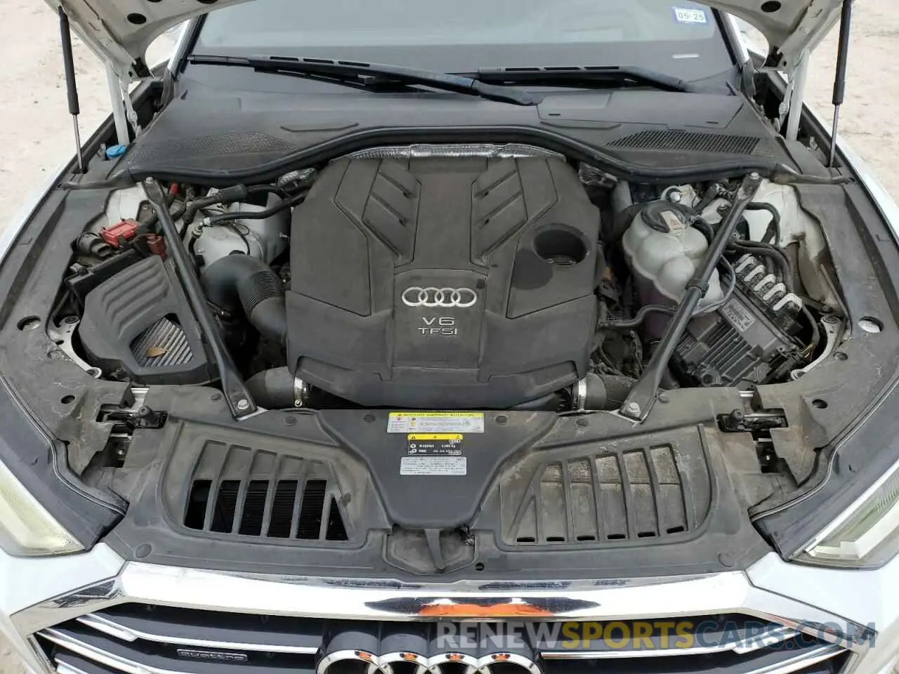 11 fotografías del automóvil dañado WAU8DAF82KN014043 AUDI A8 2019
