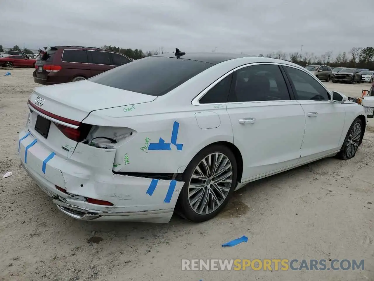 3 fotografías del automóvil dañado WAU8DAF82KN014043 AUDI A8 2019