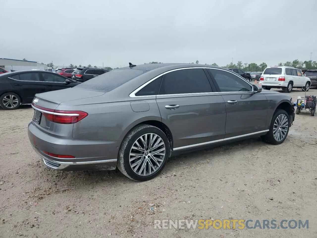 3 fotografías del automóvil dañado WAU8DAF83KN009594 AUDI A8 2019