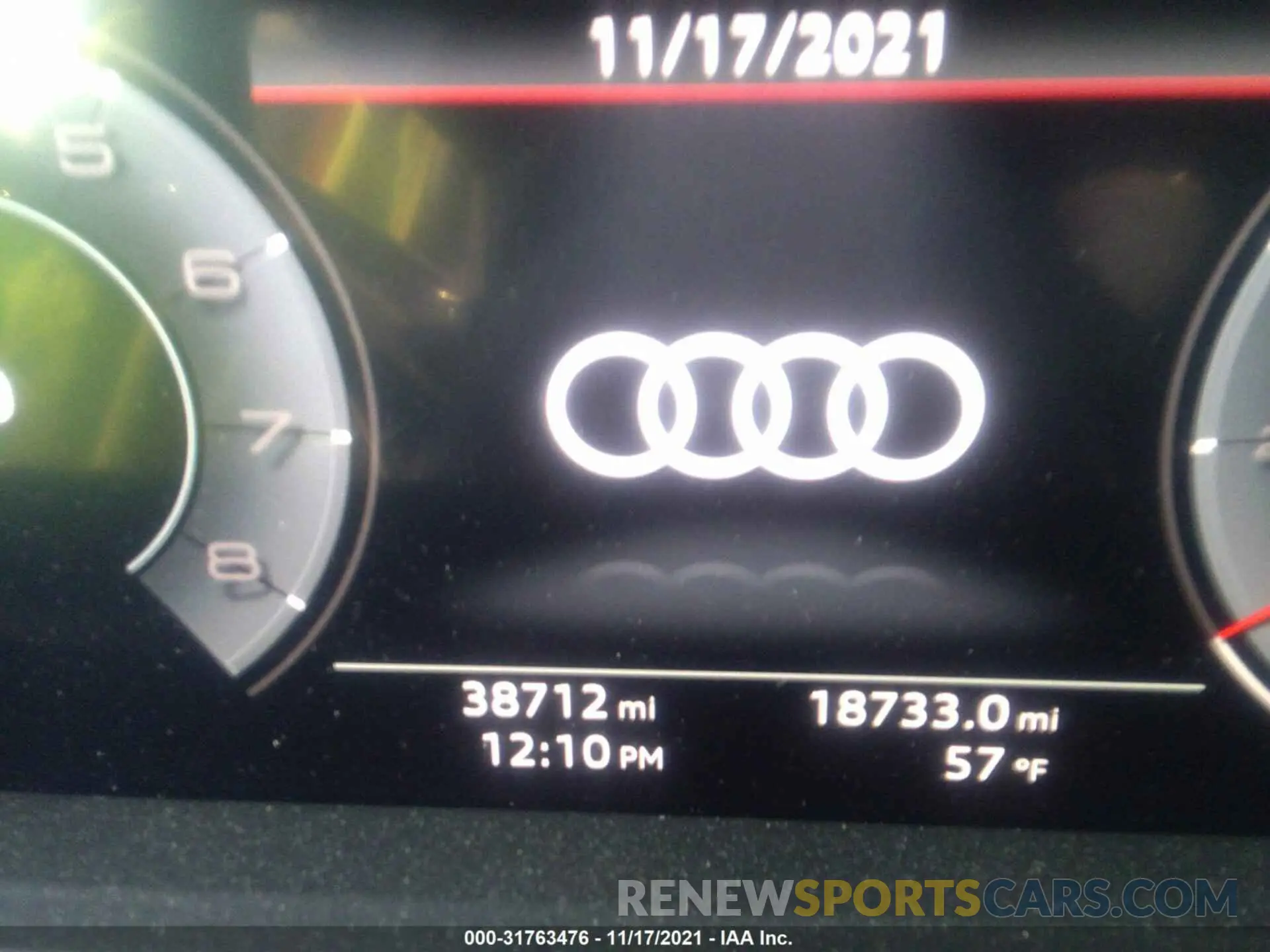 7 fotografías del automóvil dañado WAU8DAF85KN019009 AUDI A8 2019