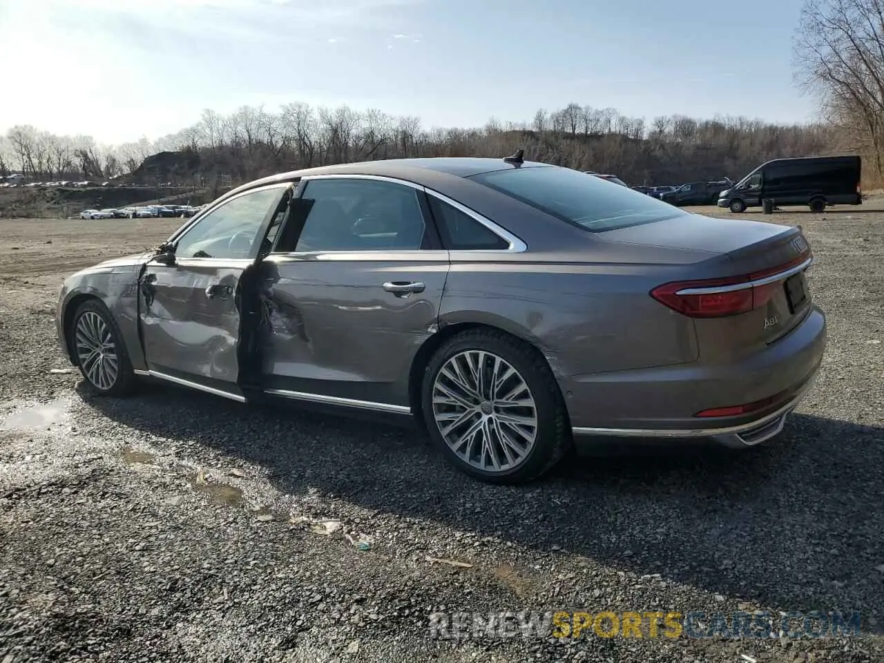 2 fotografías del automóvil dañado WAU8DAF86KN005264 AUDI A8 2019