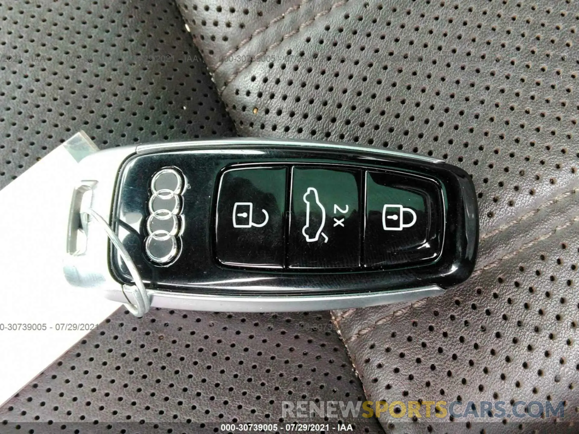 11 fotografías del automóvil dañado WAU8DAF86KN013199 AUDI A8 2019