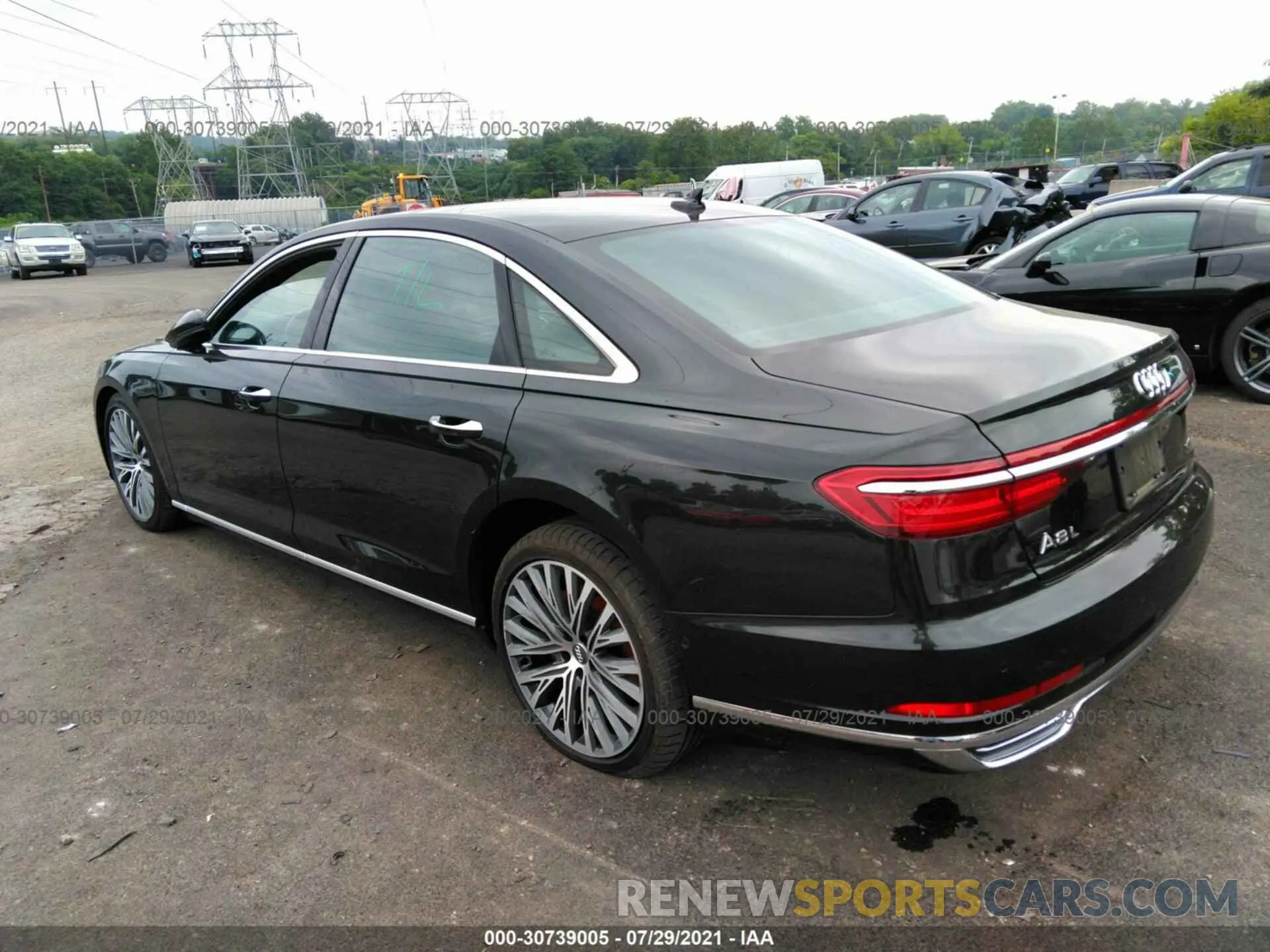 3 fotografías del automóvil dañado WAU8DAF86KN013199 AUDI A8 2019