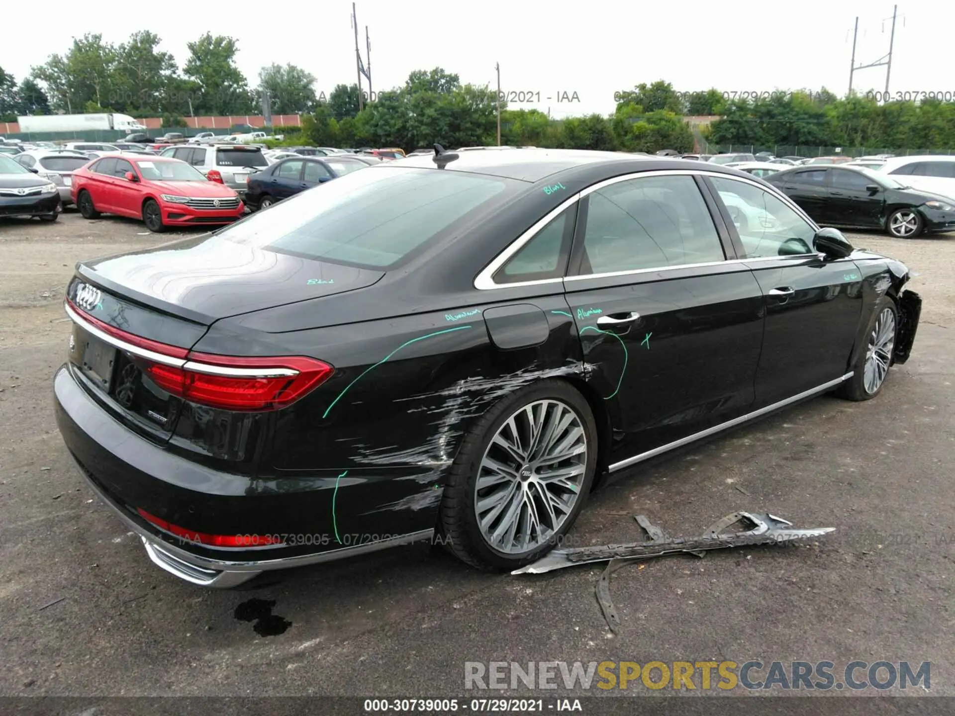 4 fotografías del automóvil dañado WAU8DAF86KN013199 AUDI A8 2019
