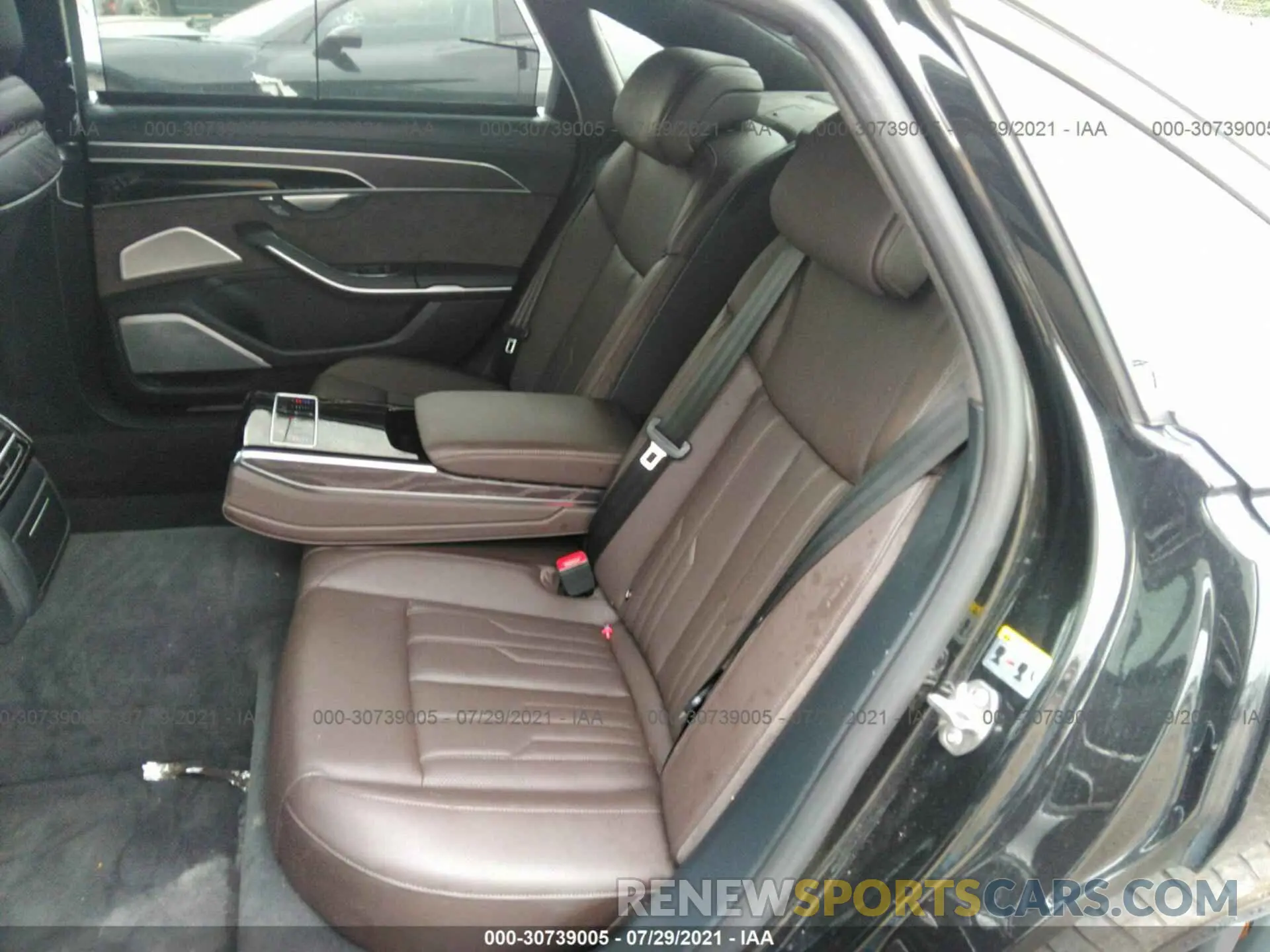 8 fotografías del automóvil dañado WAU8DAF86KN013199 AUDI A8 2019