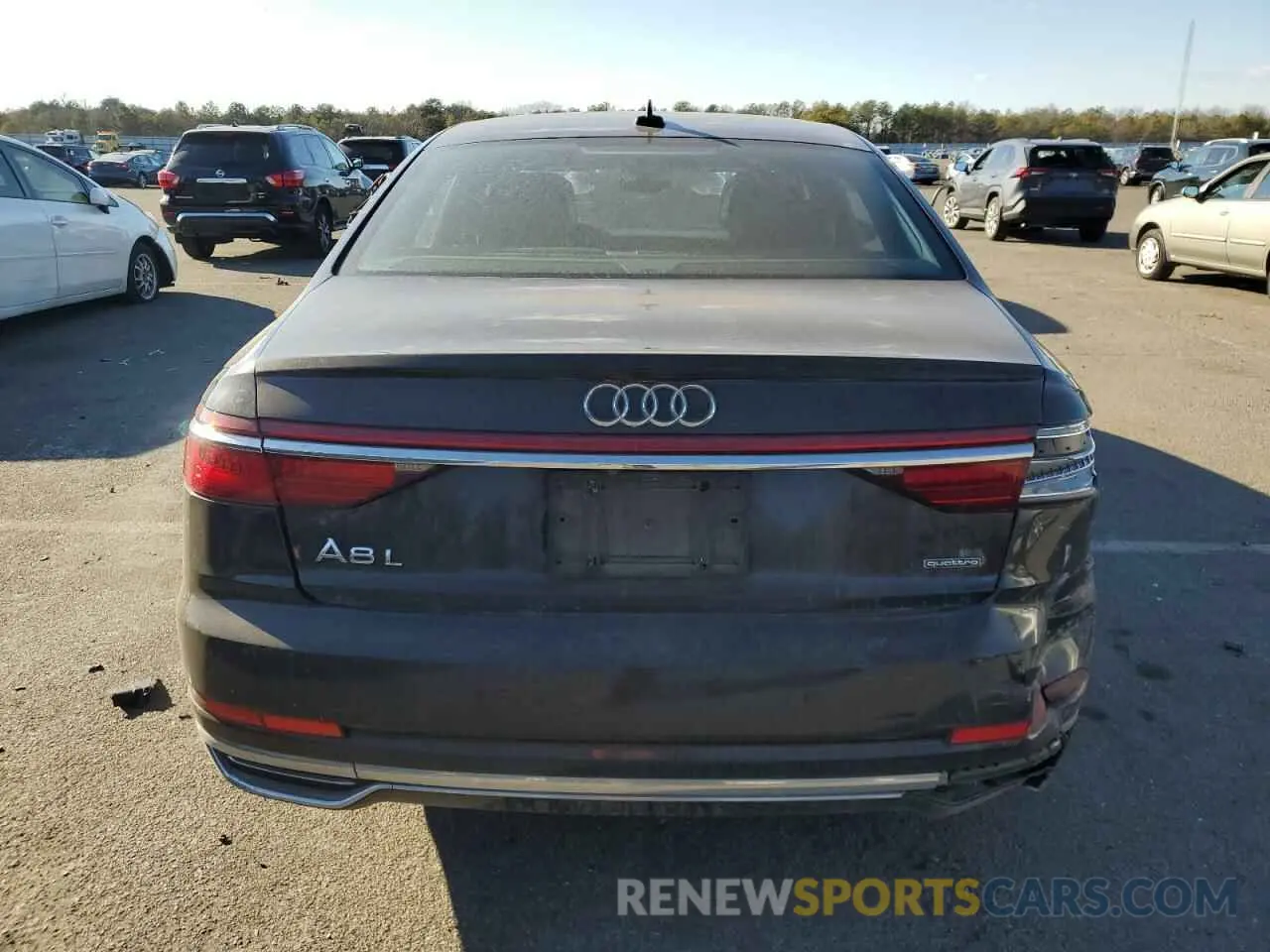6 fotografías del automóvil dañado WAU8DAF87KN004768 AUDI A8 2019