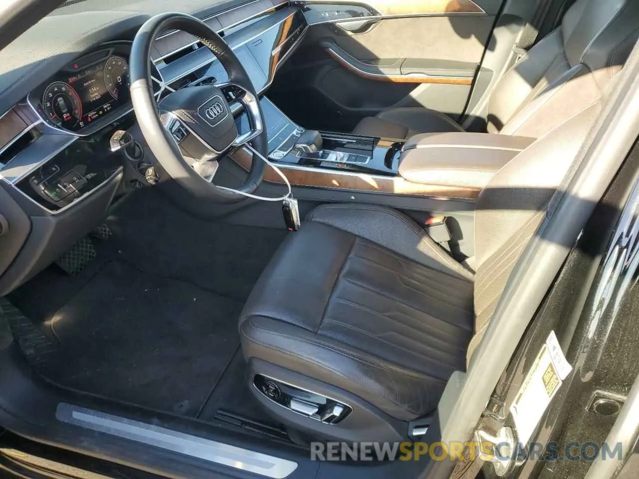 7 fotografías del automóvil dañado WAU8DAF87KN004768 AUDI A8 2019