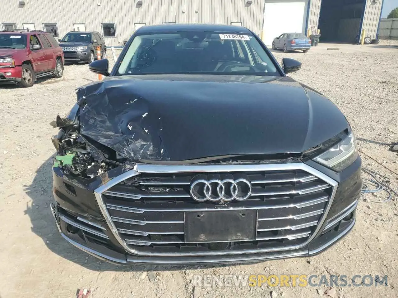 5 fotografías del automóvil dañado WAU8DAF88KN005671 AUDI A8 2019