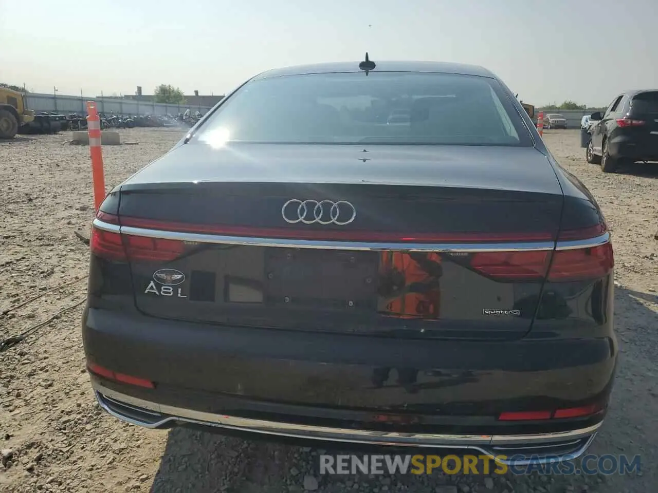 6 fotografías del automóvil dañado WAU8DAF88KN005671 AUDI A8 2019