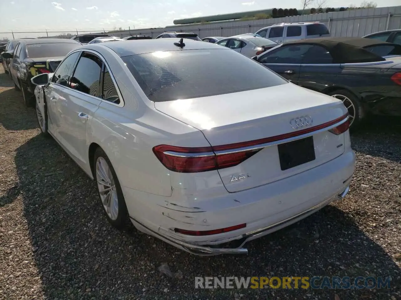 3 fotografías del automóvil dañado WAU8EAF80LN012645 AUDI A8 2020