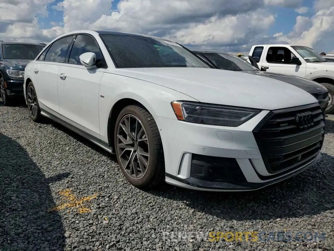 4 fotografías del automóvil dañado WAU8DAF81MN011833 AUDI A8 2021