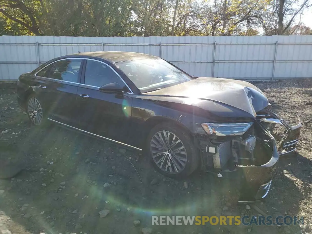 4 fotografías del automóvil dañado WAU8DAF82MN022503 AUDI A8 2021