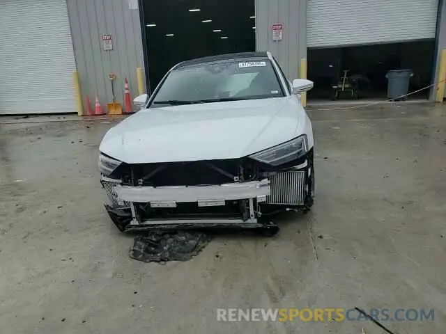 11 fotografías del automóvil dañado WAU8DAF87MN011853 AUDI A8 2021