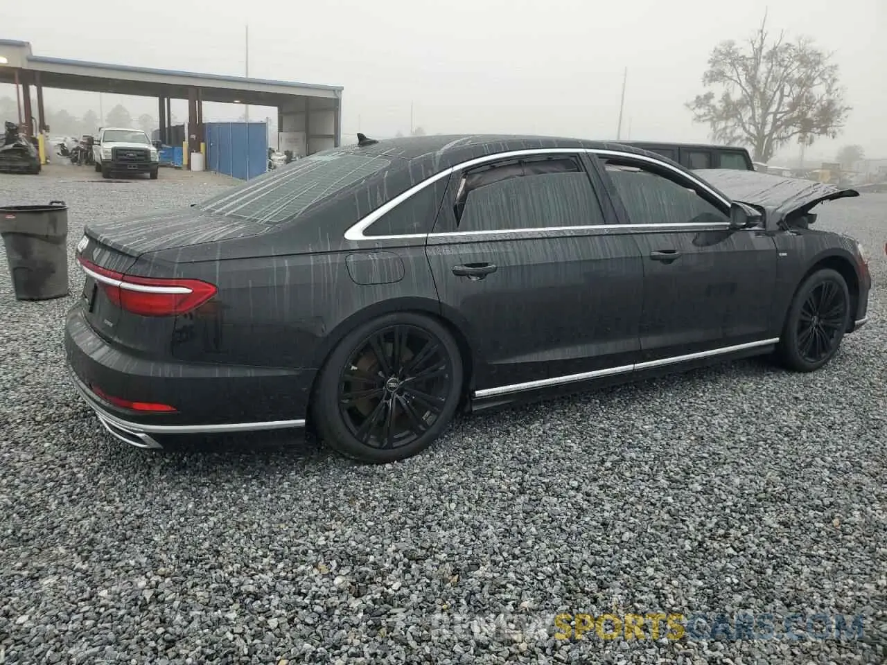 3 fotografías del automóvil dañado WAU8EAF82MN013779 AUDI A8 2021