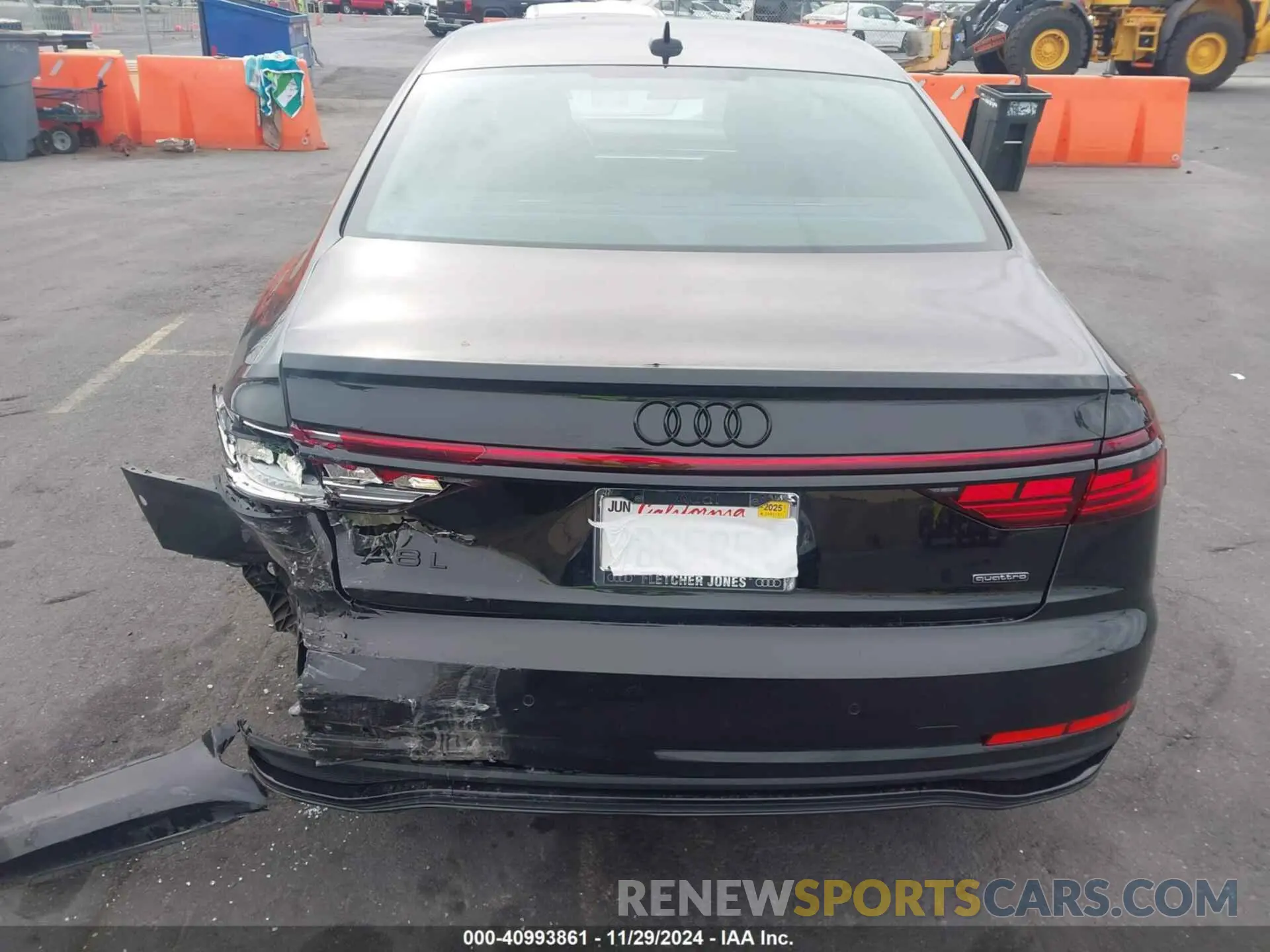 16 fotografías del automóvil dañado WAULDAF86NN005750 AUDI A8 2022