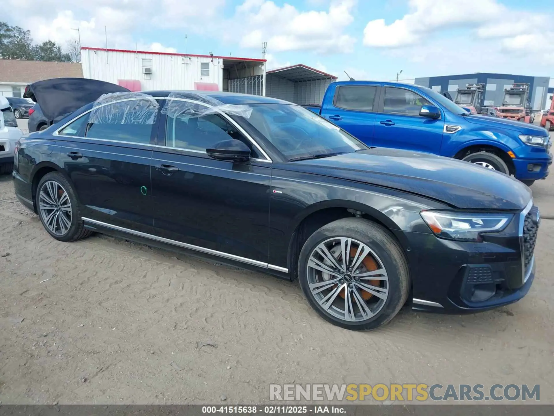 1 fotografías del automóvil dañado WAULDAF87NN001657 AUDI A8 2022