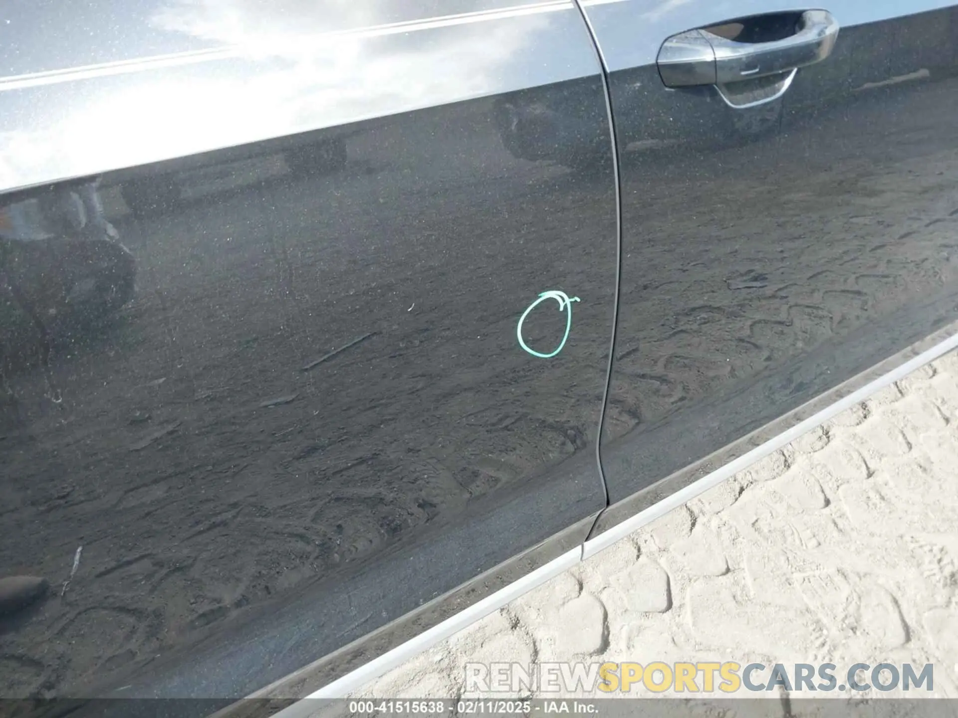 20 fotografías del automóvil dañado WAULDAF87NN001657 AUDI A8 2022
