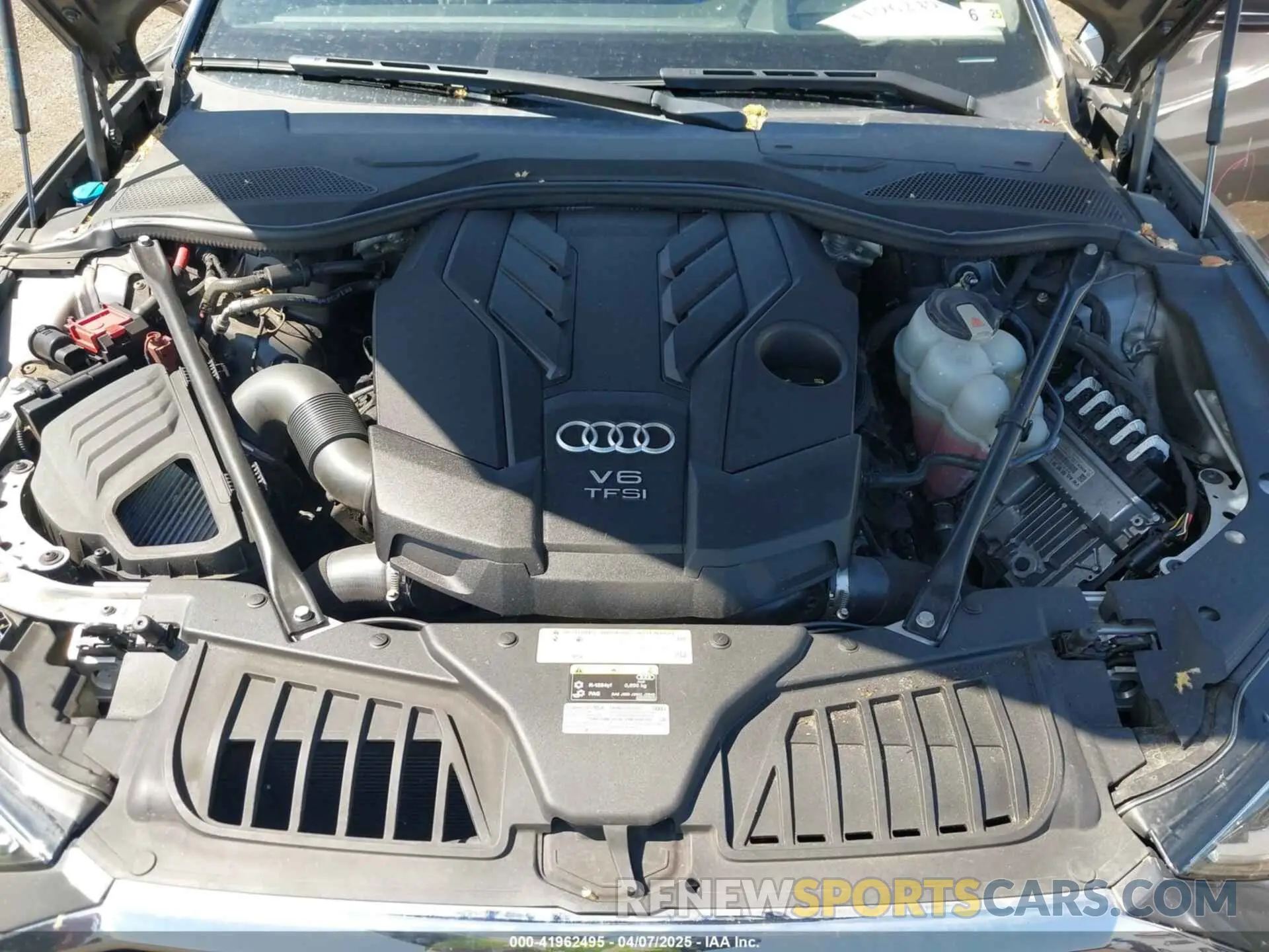 10 fotografías del automóvil dañado WAU8DAF82KN004287 AUDI A8 L 2019