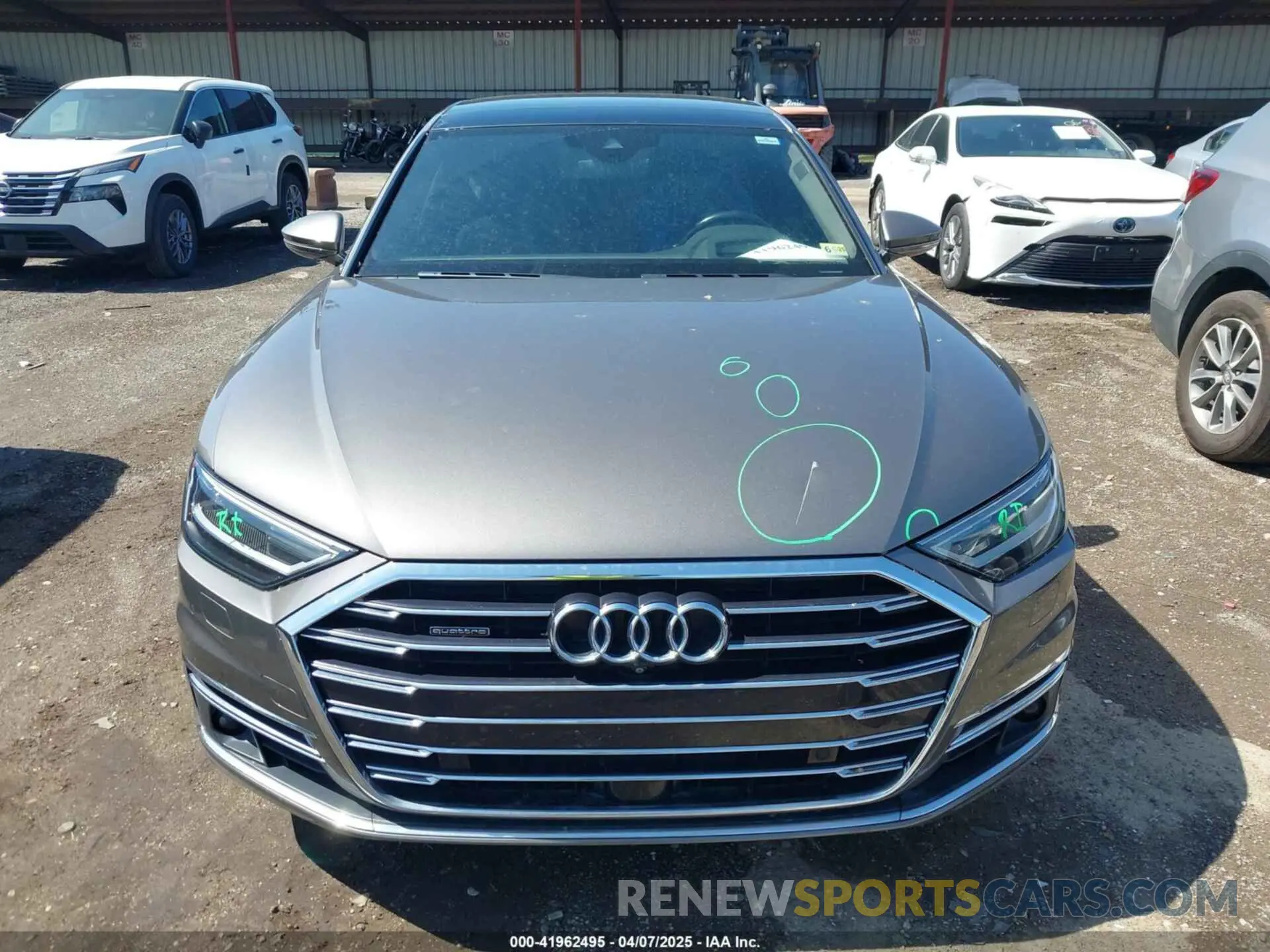 13 fotografías del automóvil dañado WAU8DAF82KN004287 AUDI A8 L 2019