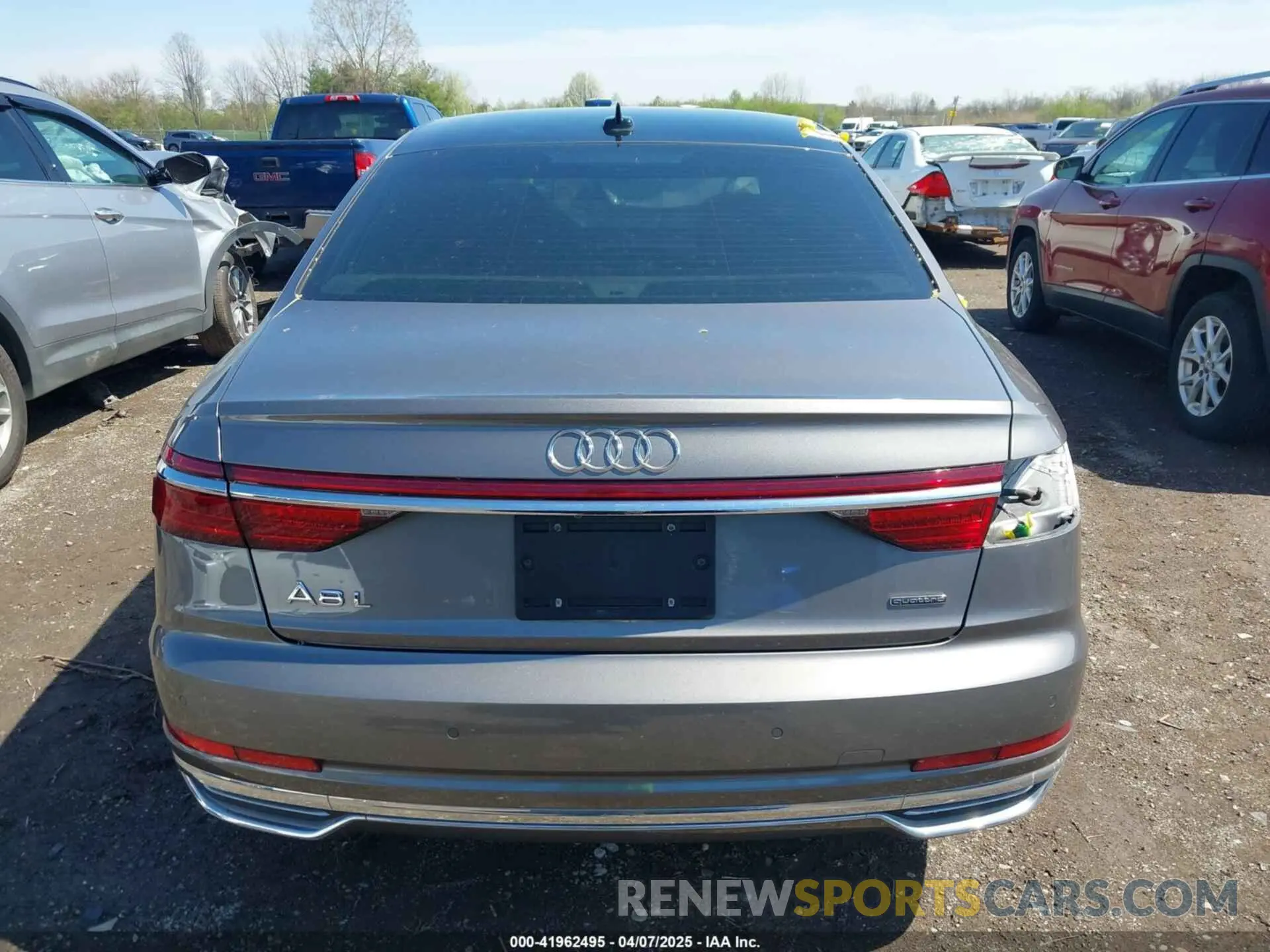 17 fotografías del automóvil dañado WAU8DAF82KN004287 AUDI A8 L 2019