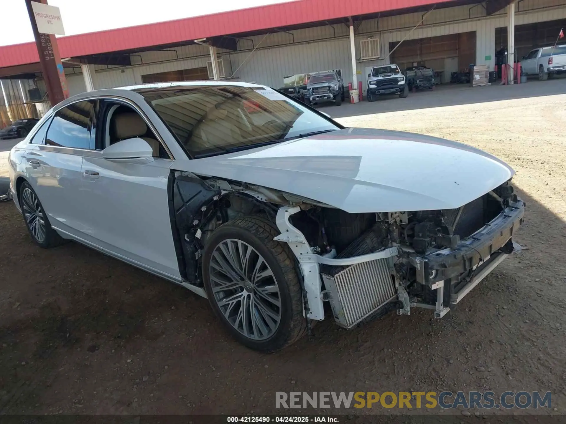 18 fotografías del automóvil dañado WAU8DAF83KN006128 AUDI A8 L 2019
