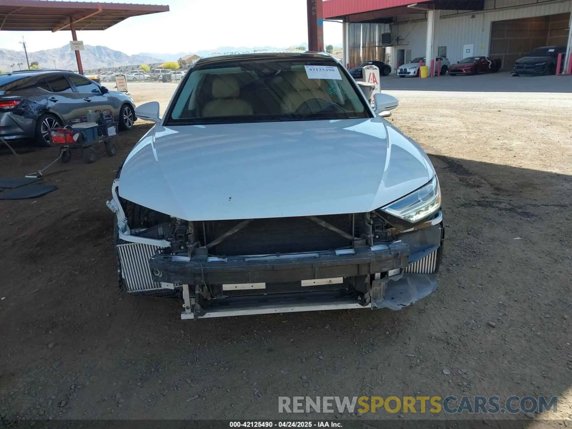 6 fotografías del automóvil dañado WAU8DAF83KN006128 AUDI A8 L 2019