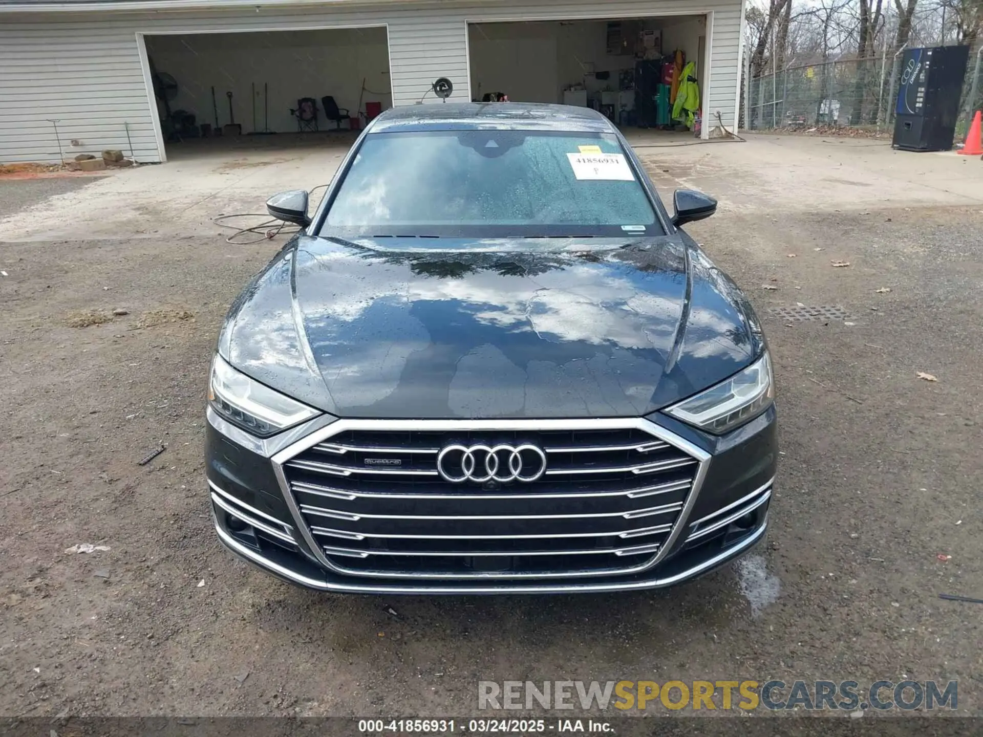 13 fotografías del automóvil dañado WAU8DAF84KN019115 AUDI A8 L 2019