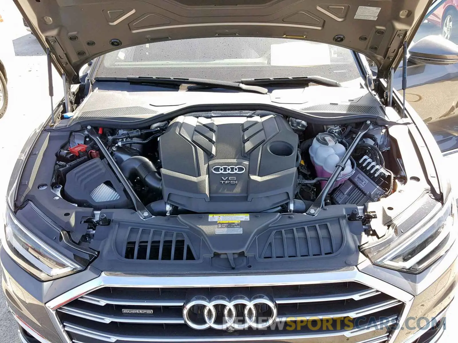 7 fotografías del automóvil dañado WAU8DAF86KN004762 AUDI A8 L 2019
