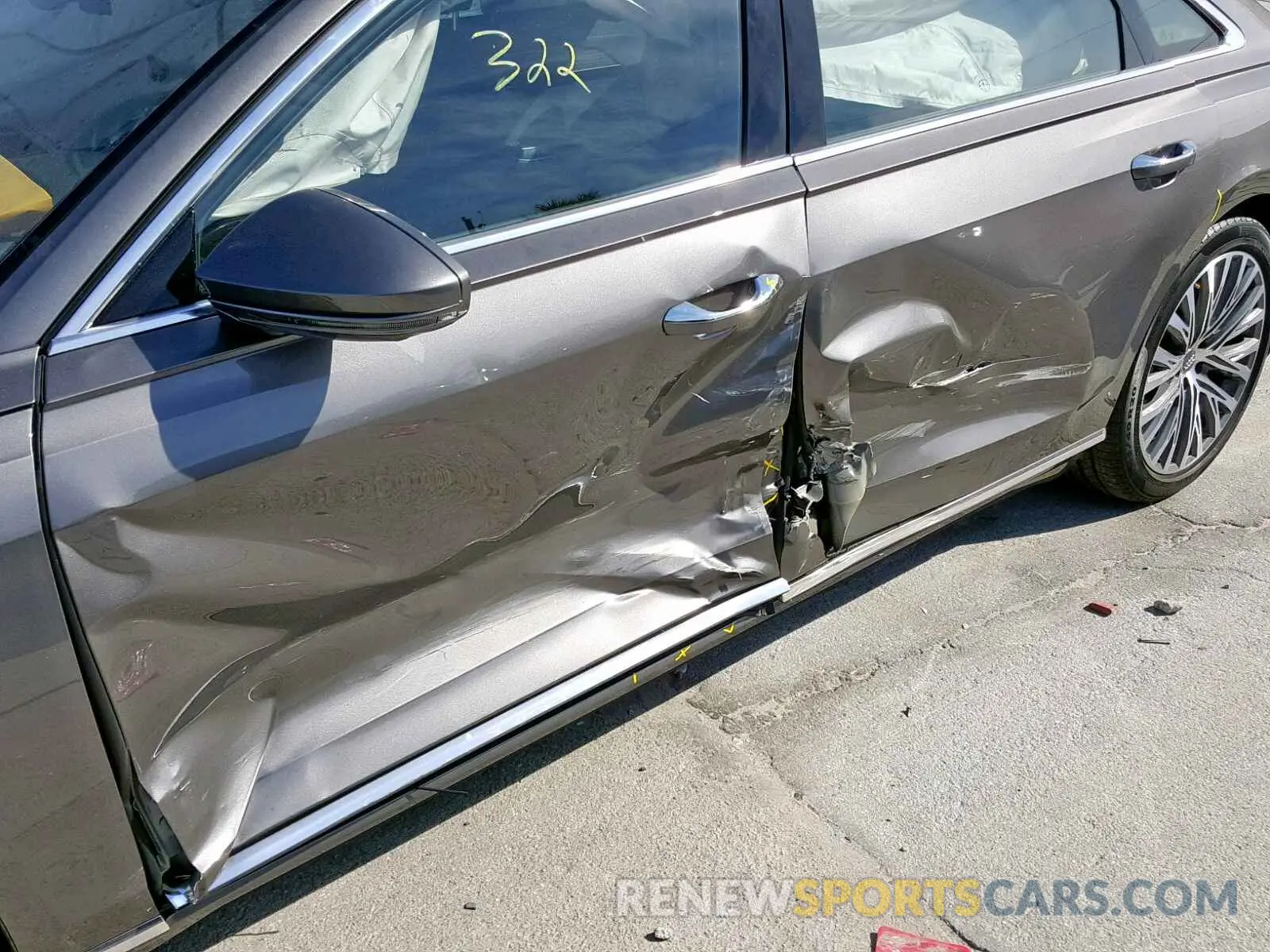 9 fotografías del automóvil dañado WAU8DAF86KN004762 AUDI A8 L 2019