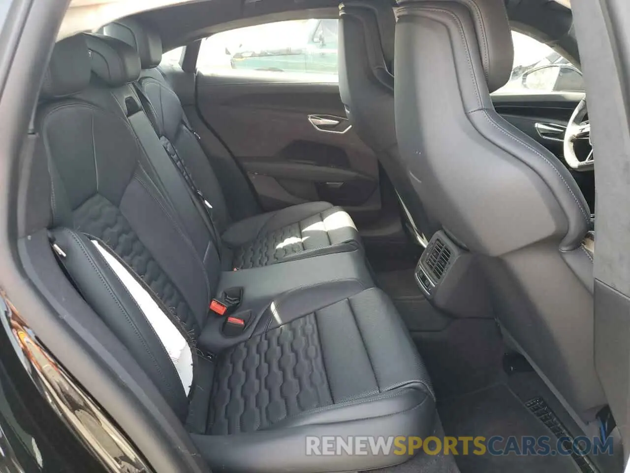 10 fotografías del automóvil dañado WAUBHBFW2R7901512 AUDI ALL OTHER 2024
