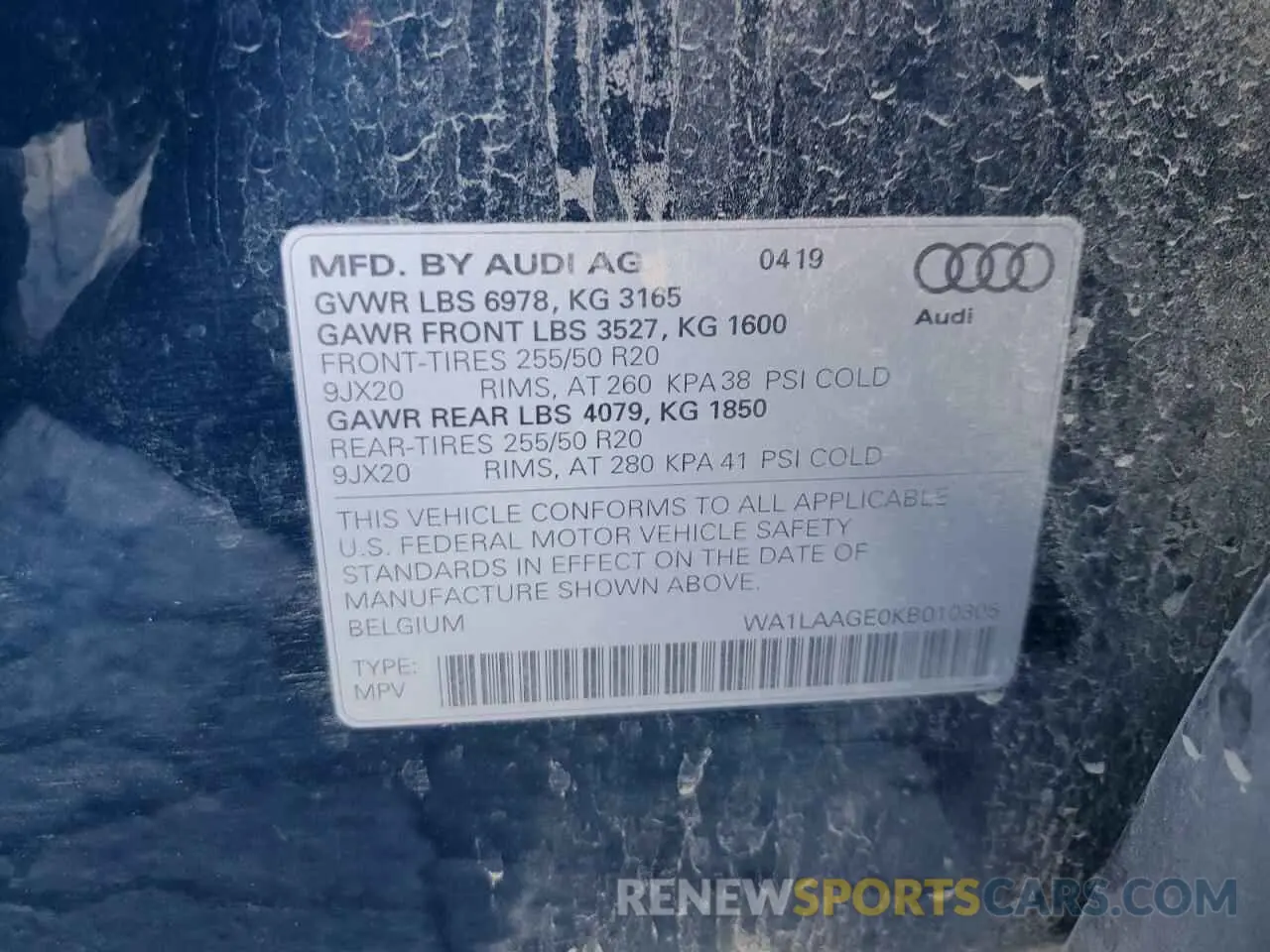 13 fotografías del automóvil dañado WA1LAAGE0KB010305 AUDI E-TRON 2019
