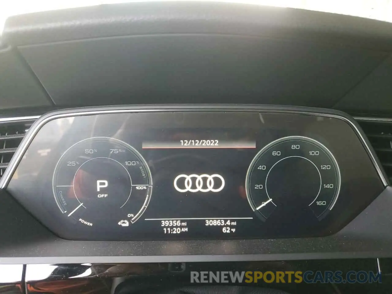 9 fotografías del automóvil dañado WA1LAAGE0KB010935 AUDI E-TRON 2019