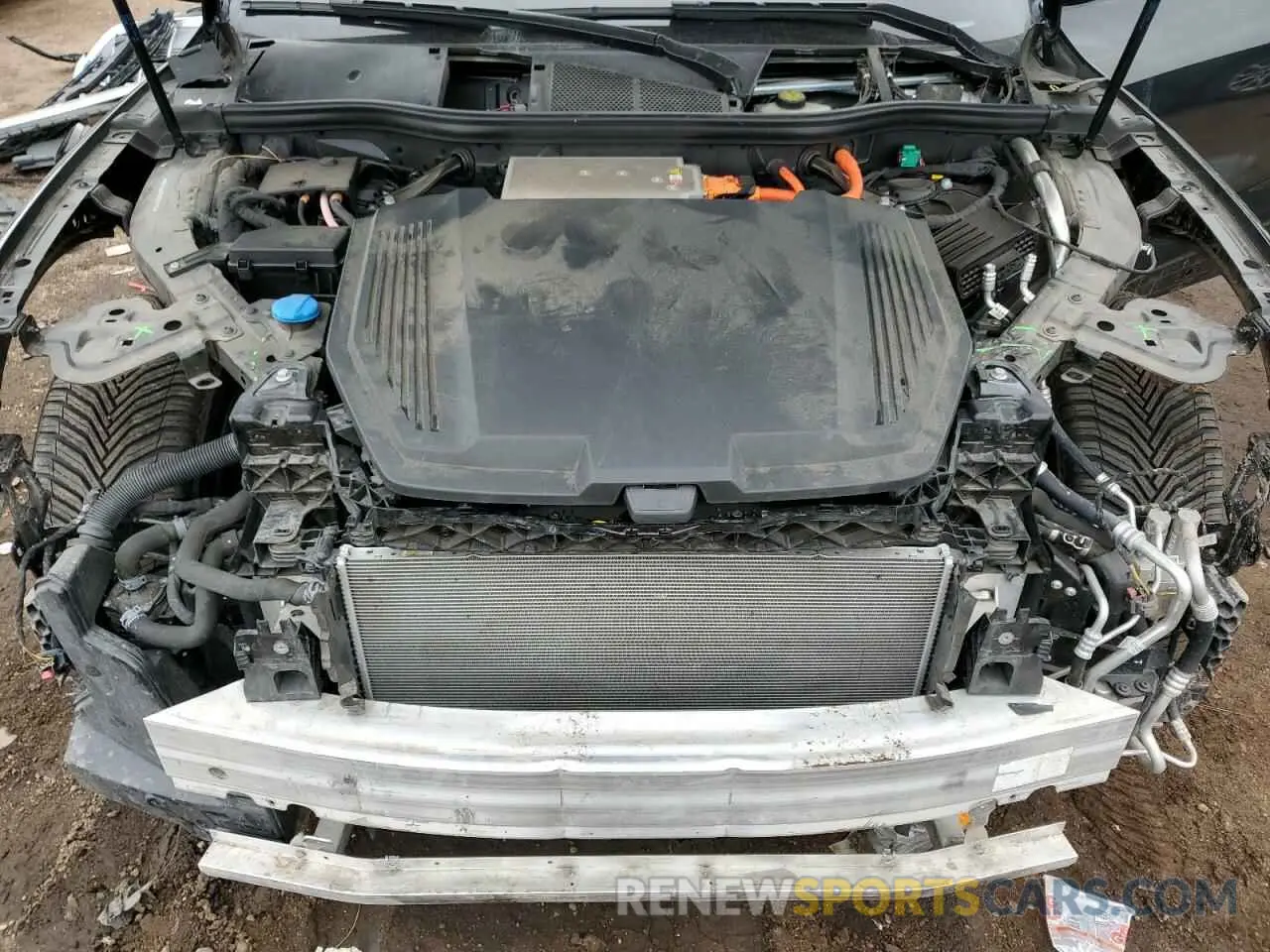 12 fotografías del automóvil dañado WA1LAAGE0KB021160 AUDI E-TRON 2019