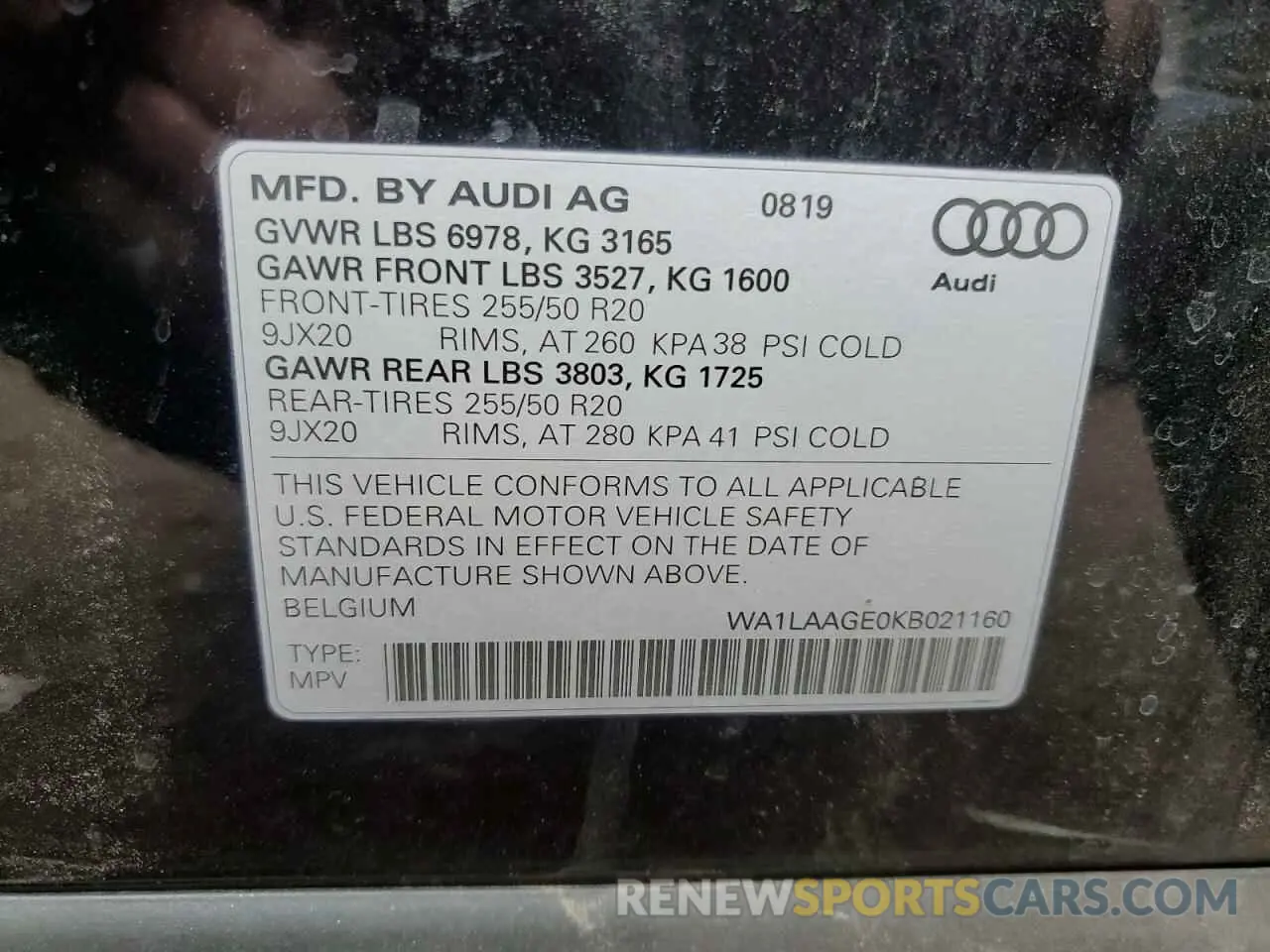 13 fotografías del automóvil dañado WA1LAAGE0KB021160 AUDI E-TRON 2019