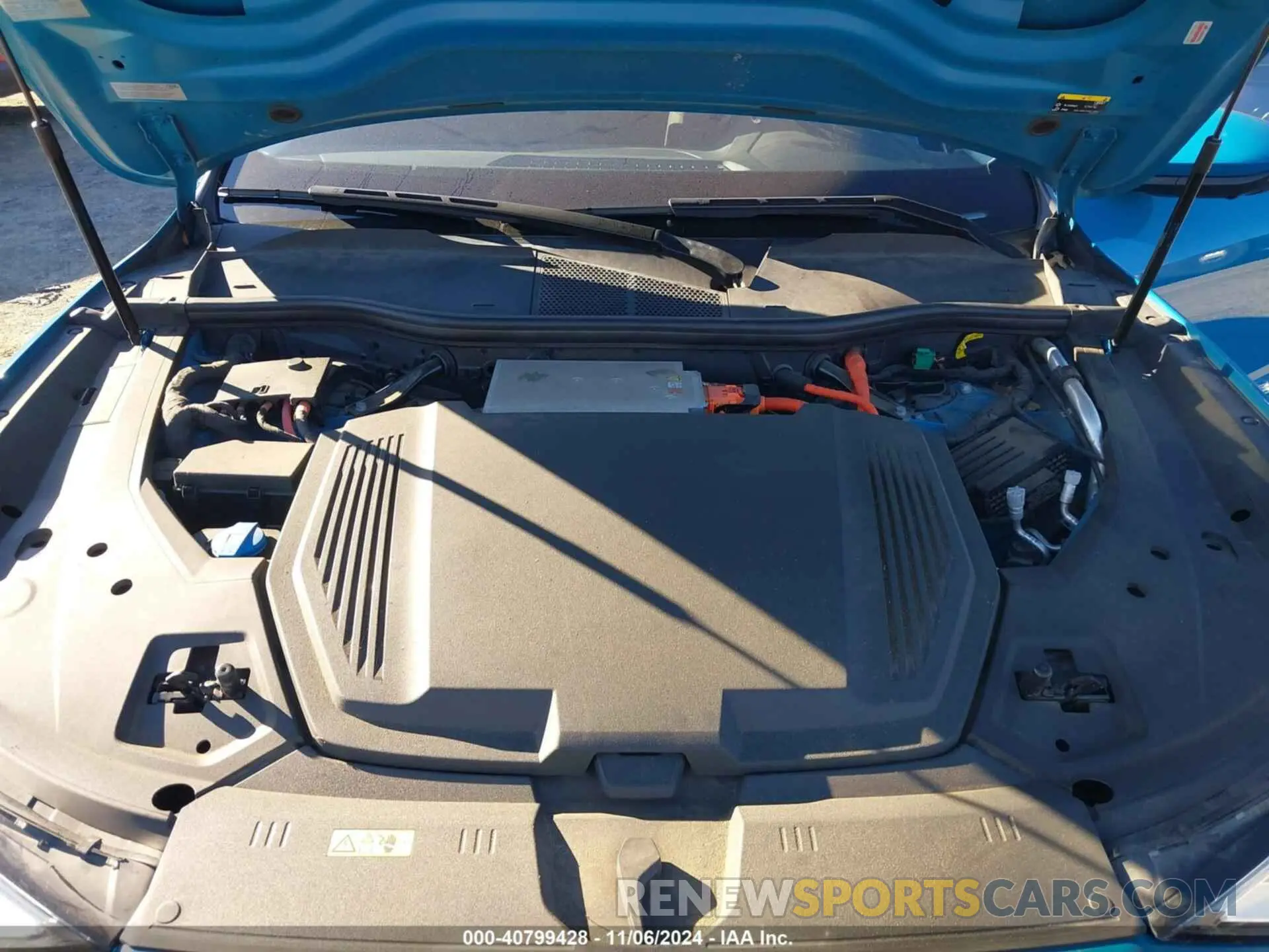 10 fotografías del automóvil dañado WA1LAAGE5KB005407 AUDI E-TRON 2019