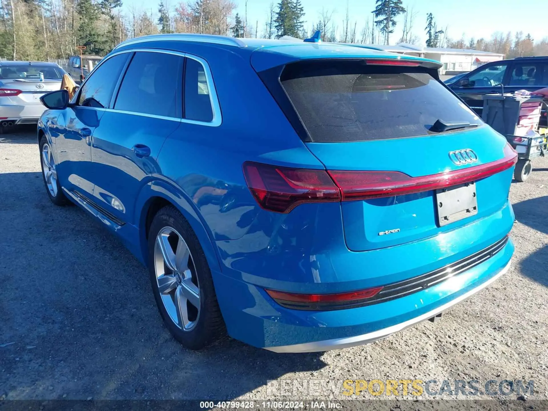 3 fotografías del automóvil dañado WA1LAAGE5KB005407 AUDI E-TRON 2019