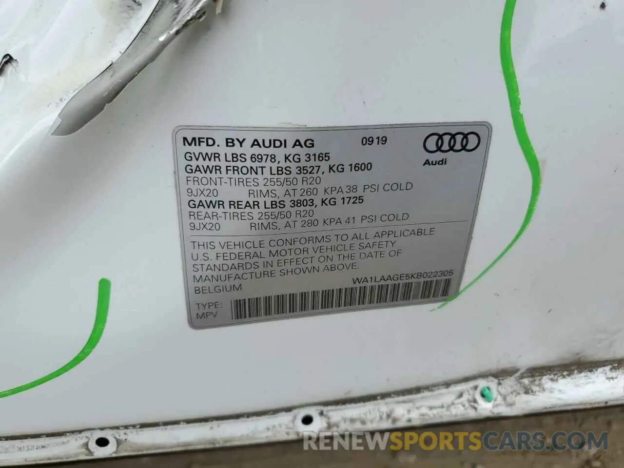 14 fotografías del automóvil dañado WA1LAAGE5KB022305 AUDI E-TRON 2019