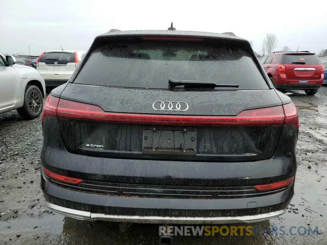 6 fotografías del automóvil dañado WA1LAAGE8KB021441 AUDI E-TRON 2019