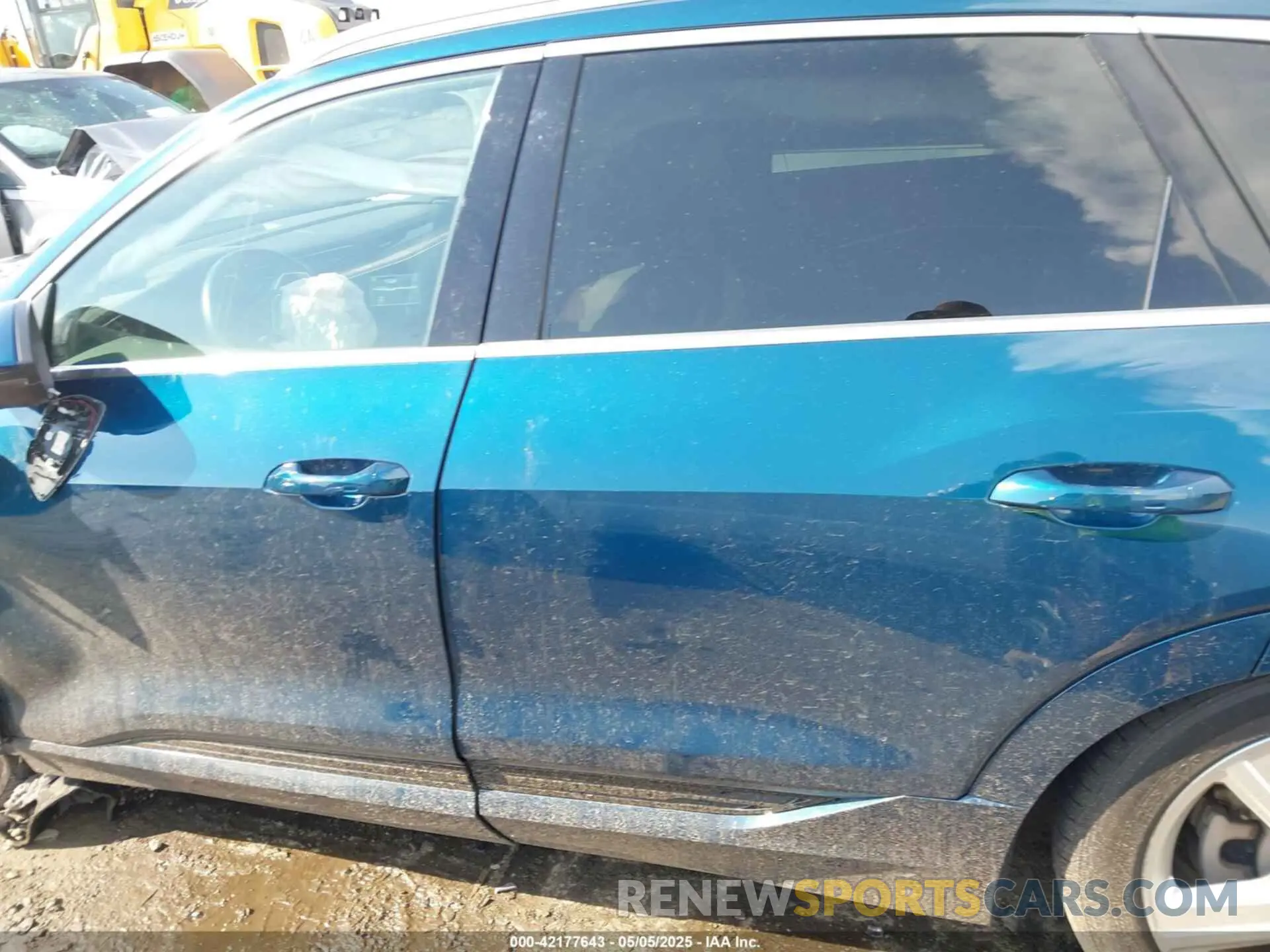 14 fotografías del automóvil dañado WA1LAAGE9KB024865 AUDI E-TRON 2019