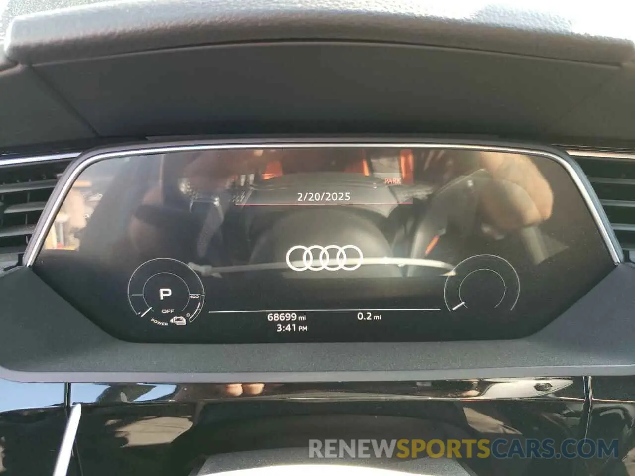 9 fotografías del automóvil dañado WA1LAAGEXKB011980 AUDI E-TRON 2019