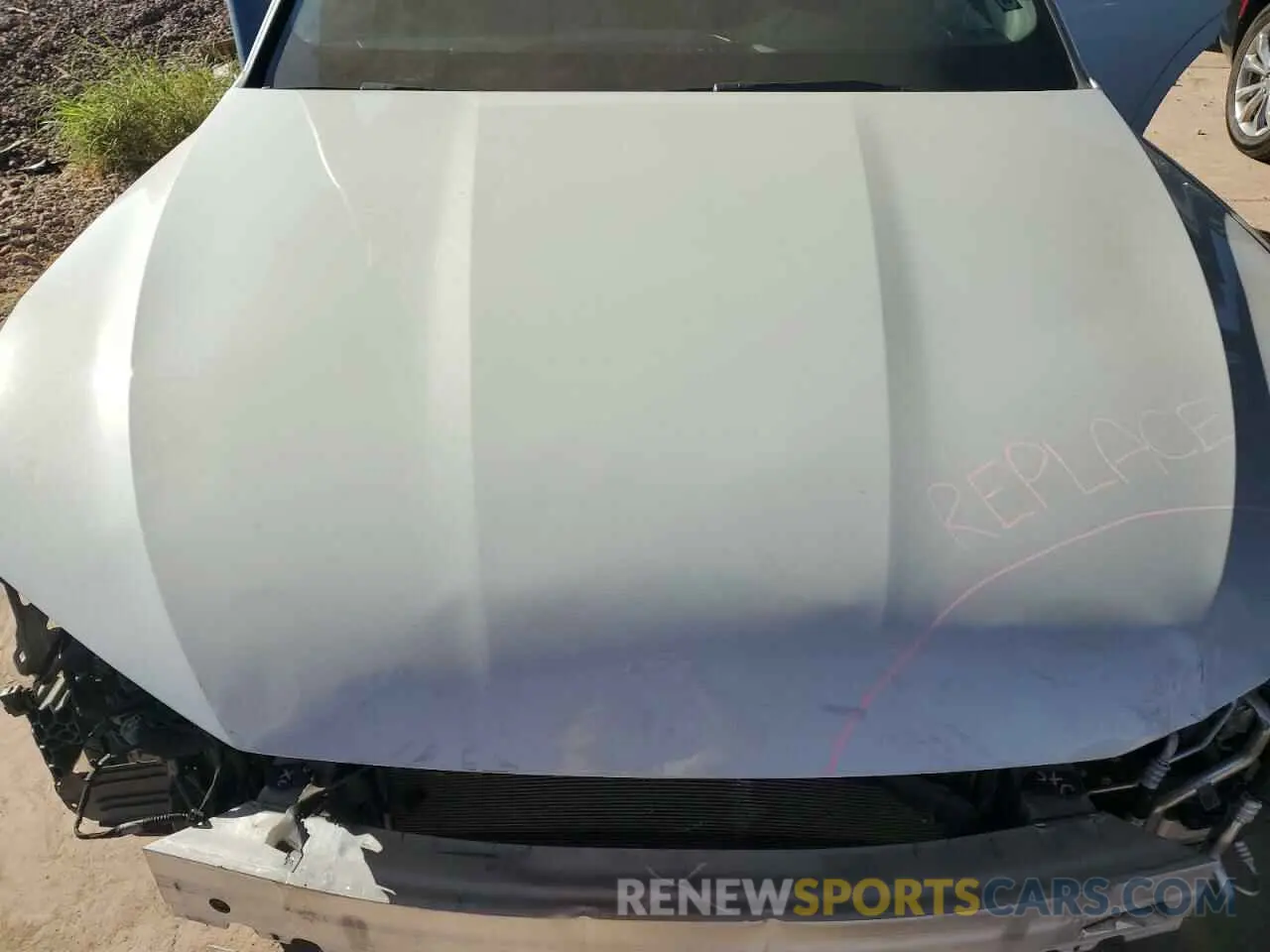 12 fotografías del automóvil dañado WA1LABGE0KB016191 AUDI E-TRON 2019