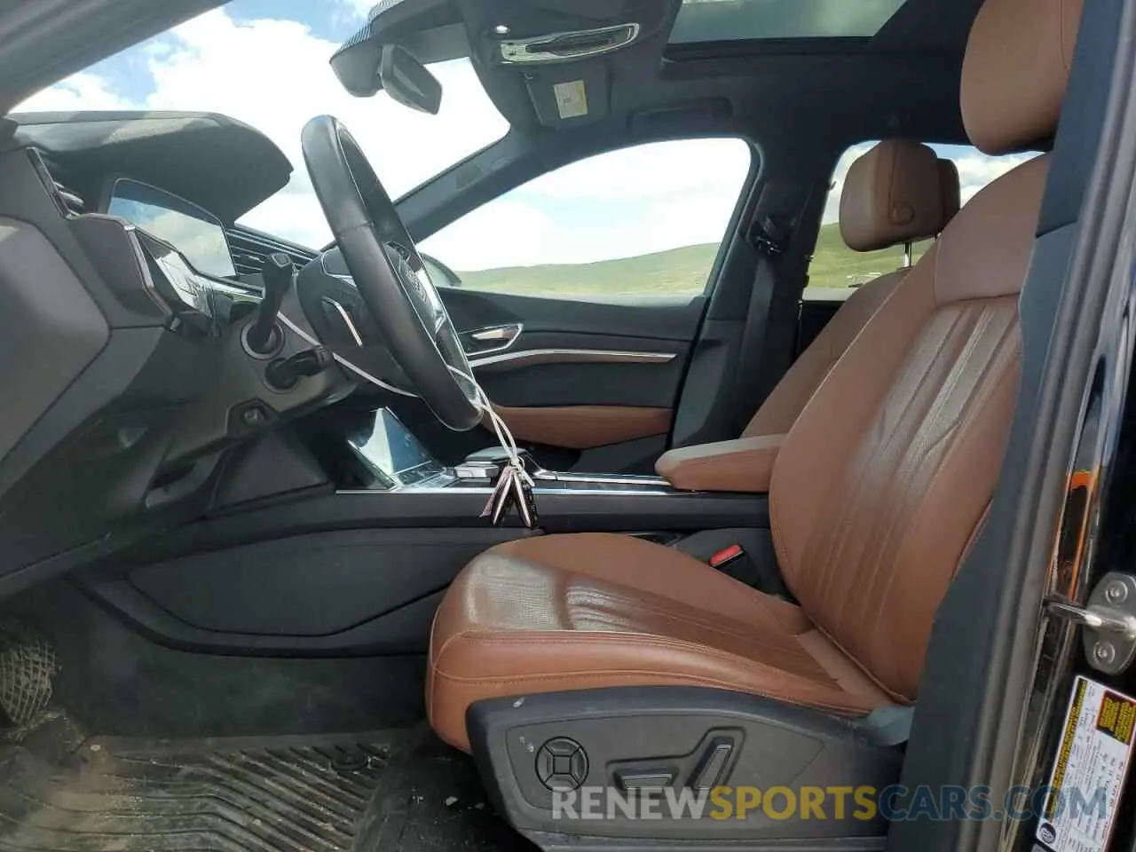 7 fotografías del automóvil dañado WA1LABGE1KB021741 AUDI E-TRON 2019