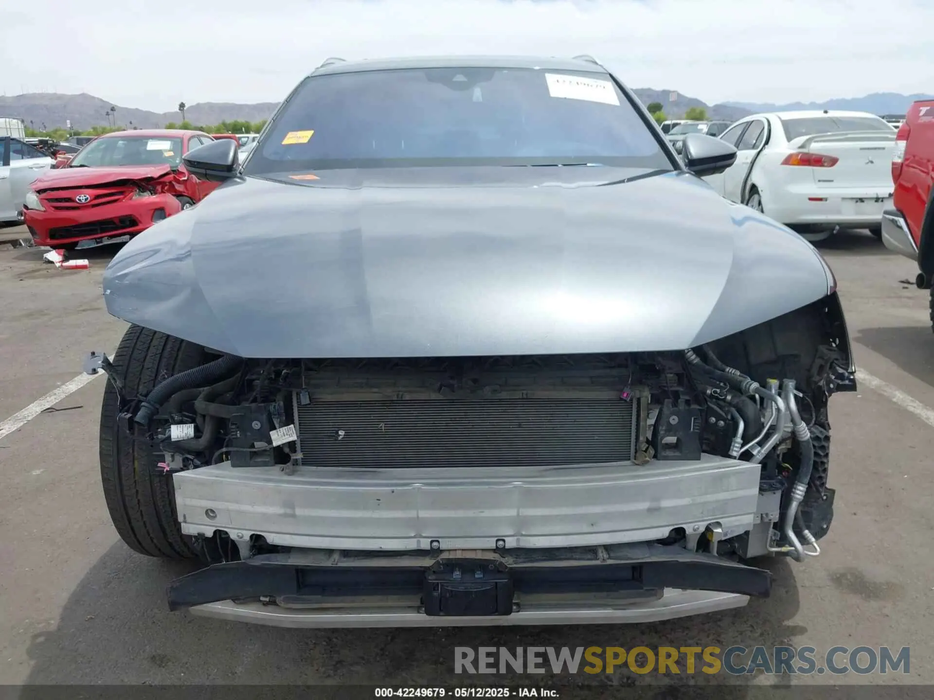 13 fotografías del automóvil dañado WA1VAAGE2KB008399 AUDI E-TRON 2019