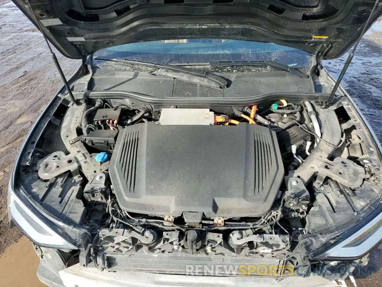 12 fotografías del automóvil dañado WA1VAAGE5KB005402 AUDI E-TRON 2019