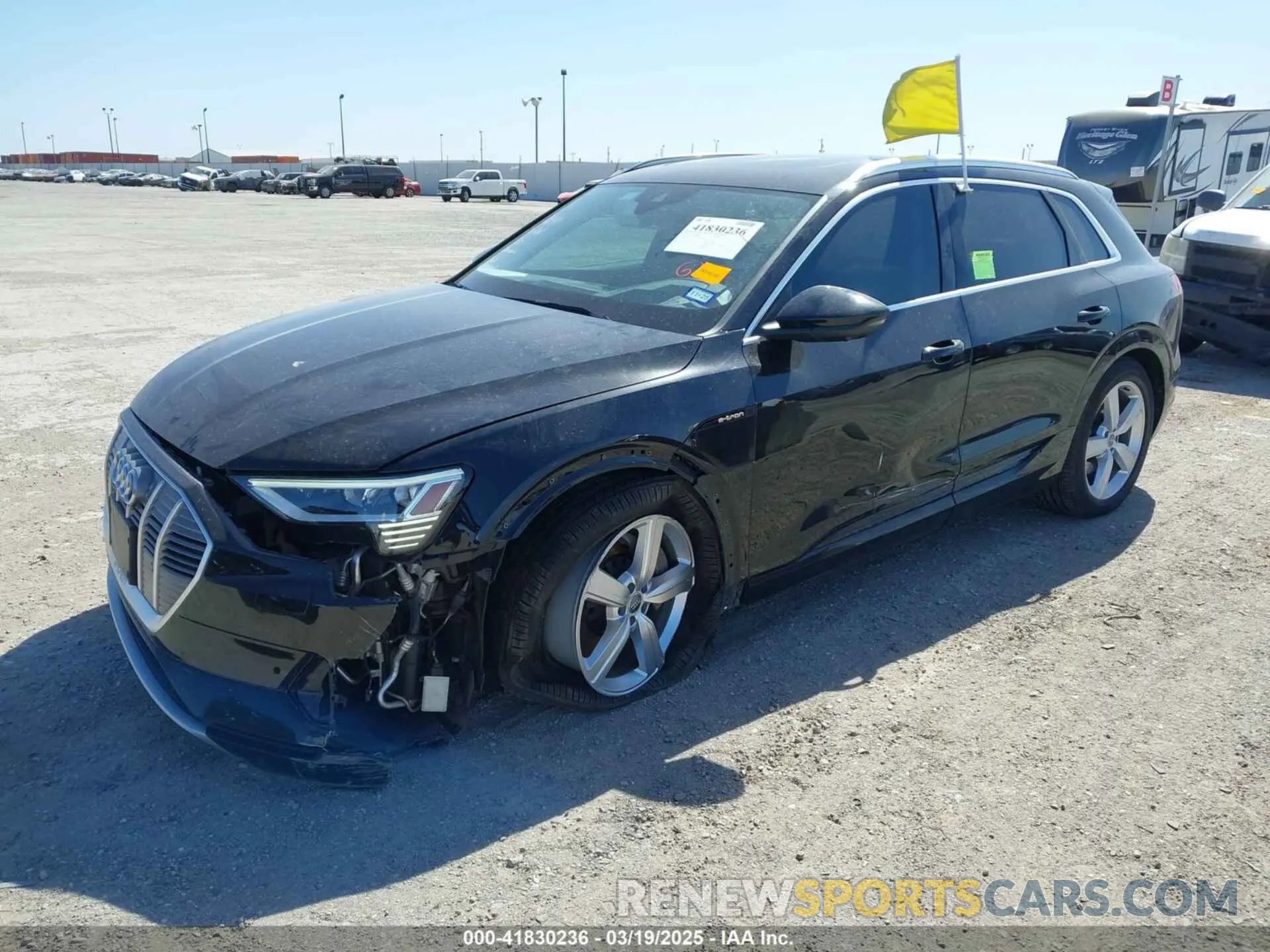 6 fotografías del automóvil dañado WA1VAAGE6KB020622 AUDI E-TRON 2019